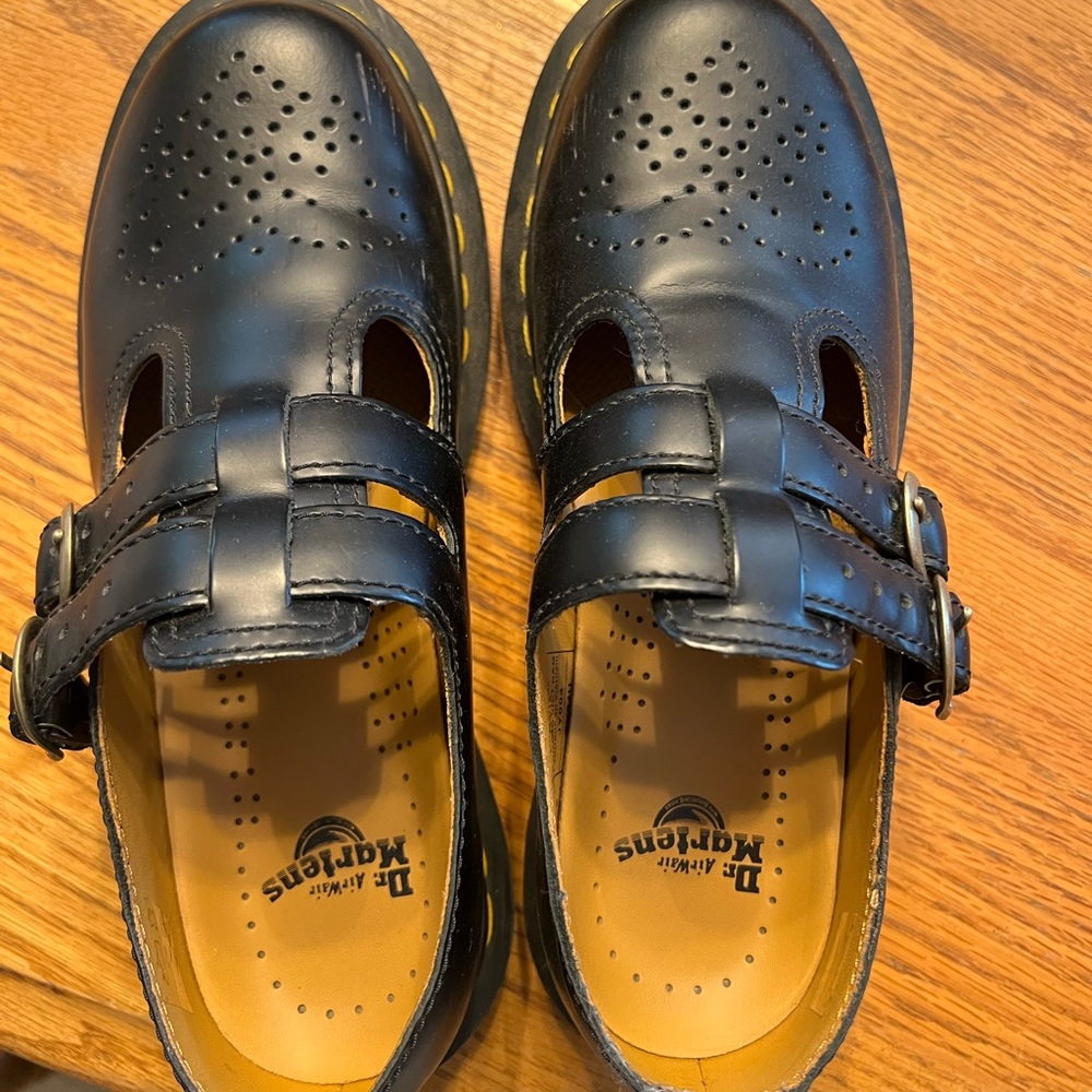 Doc marten Mary Jane size 6
